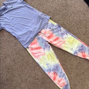 Nike Tie-Dye Joggers sm and top med